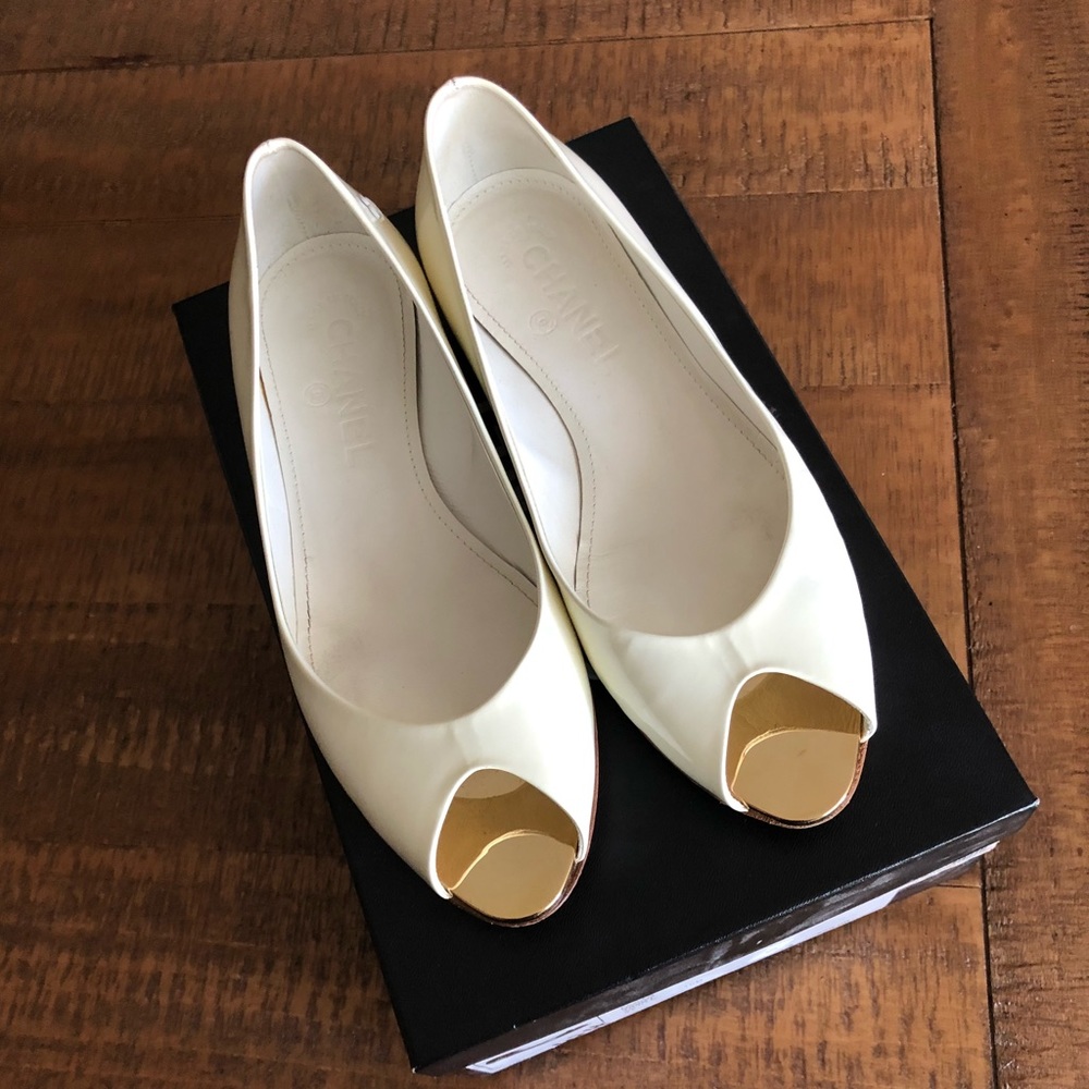Women’s Chanel White Patent Leather Peep Toe Flats